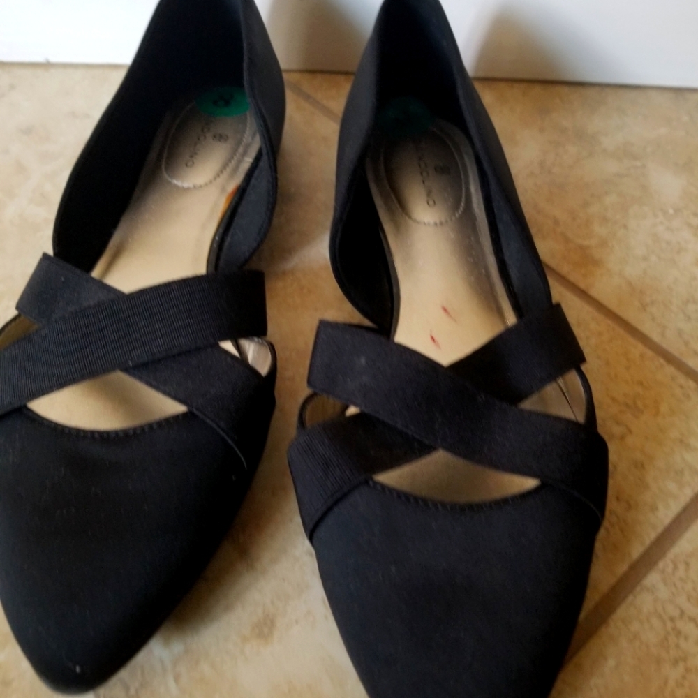 Black Baladino Flats